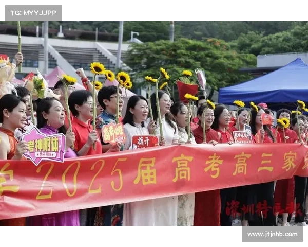 深圳家长助威团赴加州PONY总决赛现场为选手加油助力 深圳家长助威团赴加州PONY总决赛现场为选手加油助力